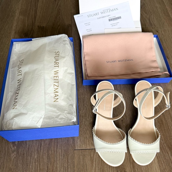 Stuart Weitzman NWT White Bridal Sandals - Picture 2 of 6